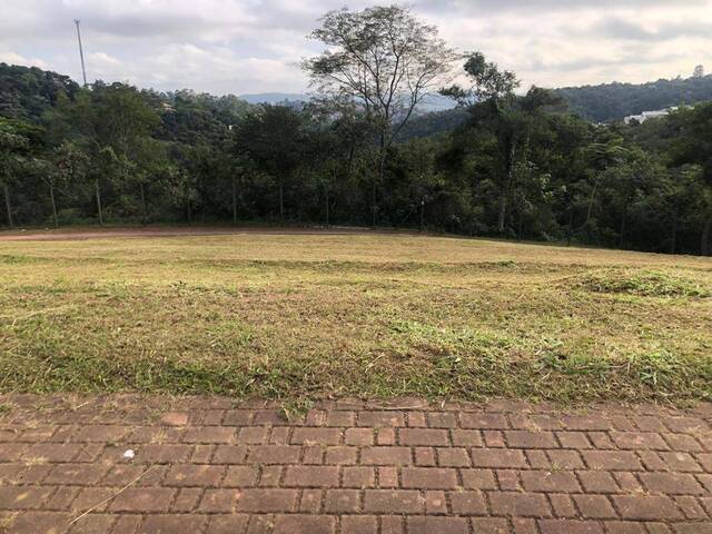 Área para Venda em Santana de Parnaíba - 2