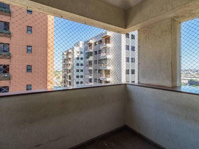 Apartamento para Venda em Santana de Parnaíba - 5