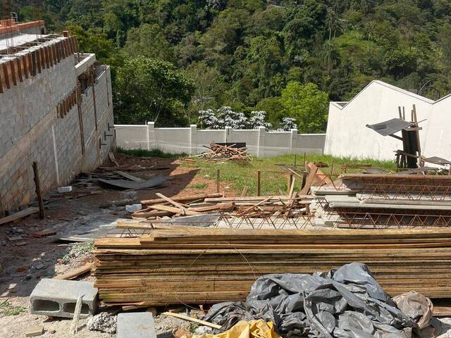 Área para Venda em Santana de Parnaíba - 1