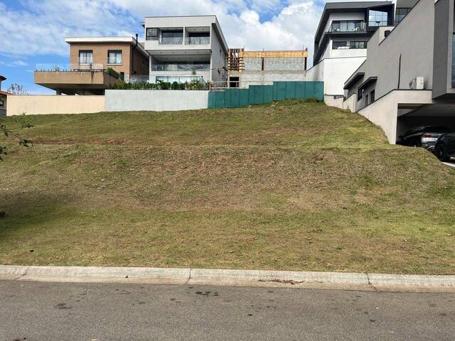 Terreno em condomínio para Venda em Santana de Parnaíba - 1